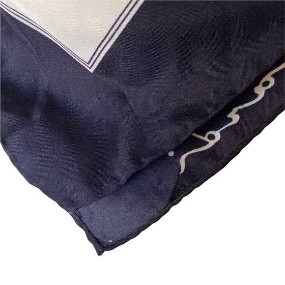 Vintage Red/Blue Lightweight Handkerchief Square Scarf Women's - Picture 6 of 6